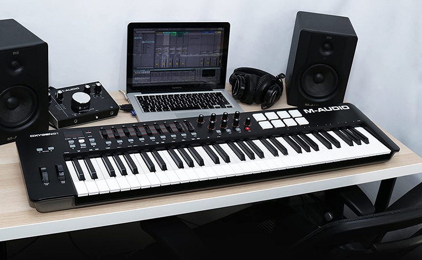 10 Best 61 Key MIDI Controllers - Best Size for Balancing Transportability with User Experience (Fall 2022)