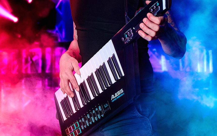 10 Best MIDI Keyboards for Logic Pro X - Make a Wide Variety of Music with Ease (Fall 2022)
