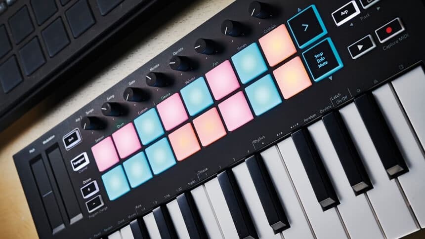 8 Best 25-Key MIDI Controllers That Are Both Compact and Functional