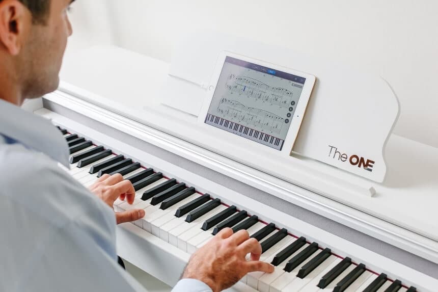 10 Best White Digital Pianos – Aesthetically Pleasing and Great Sounding Picks! (Winter 2023)
