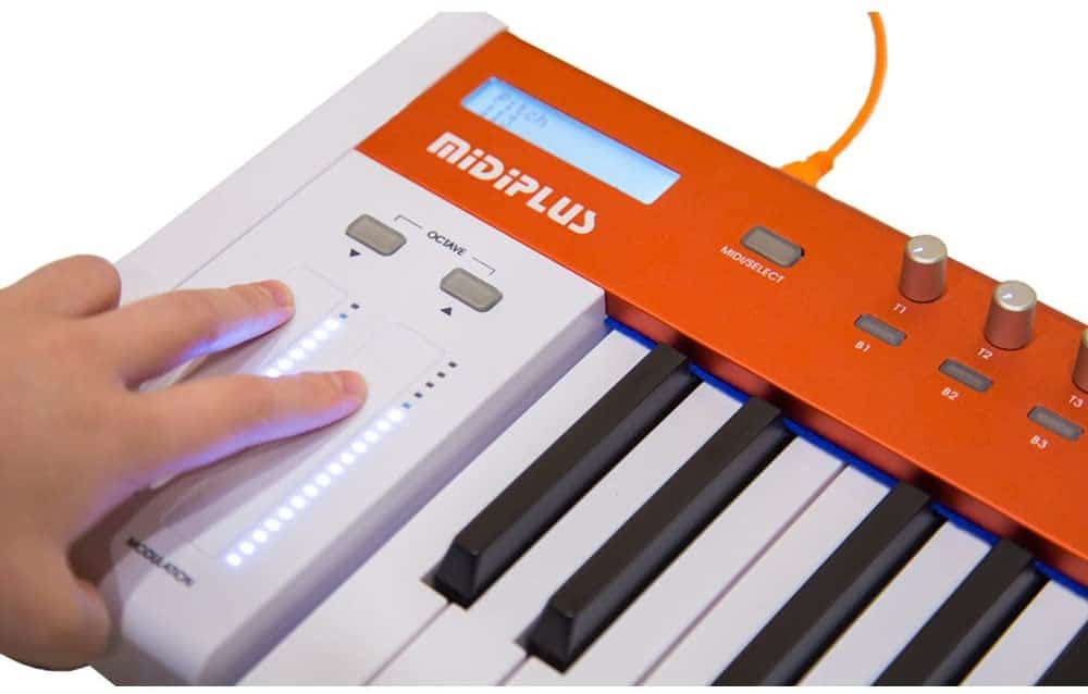 6 Best 88Key MIDI Controllers Selection (Sept. 2021)
