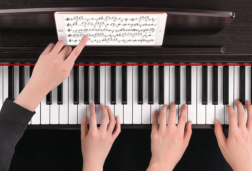 10 Best Digital Pianos Under 1000 Dollars to Create Beautiful Melodies