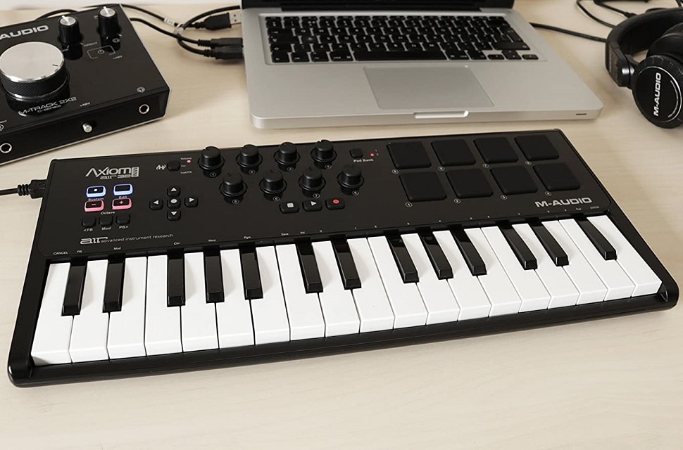 5 Most Compatible MIDI Controllers for Reason and Things to Consider Before You Buy