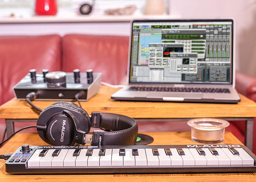 10 Easy-to-Use MIDI Keyboards for Beginners to Start Right Away (Winter 2022)