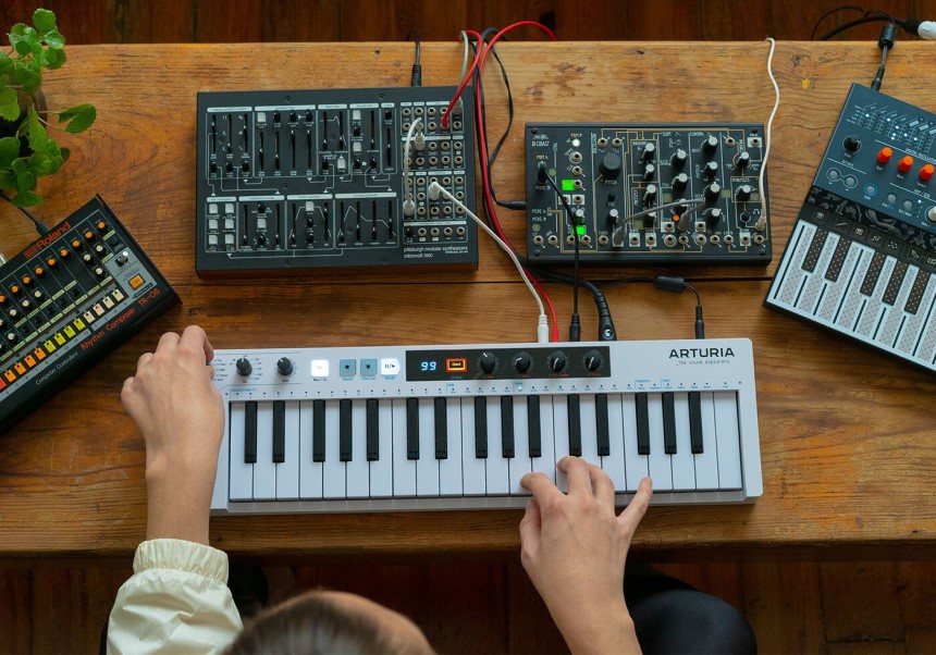 MIDI Controller vs Keyboard: Choose What's Best for You!