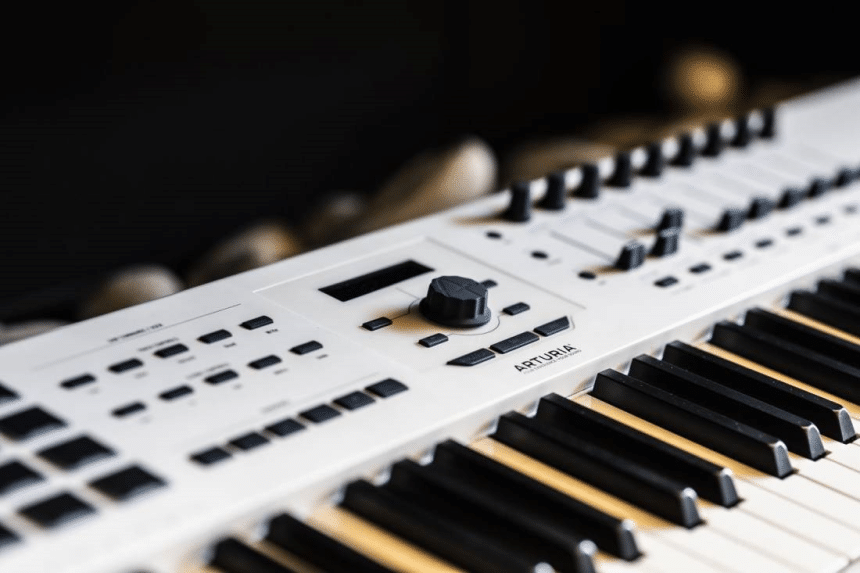 Arturia Keylab 88 MKII Review - Excellent MIDI Keyboard with Superb Build Quality