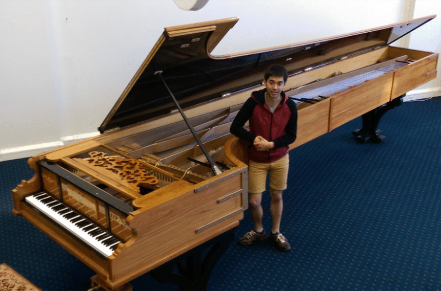 How Much Does a Piano Weigh? - Here's What You Should Know