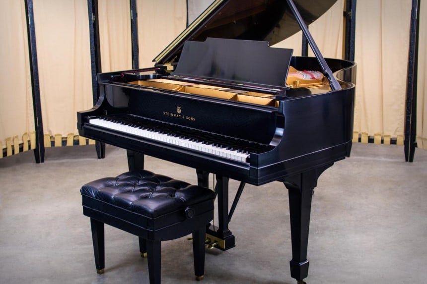 How Much Does a Piano Weigh? - Here's What You Should Know