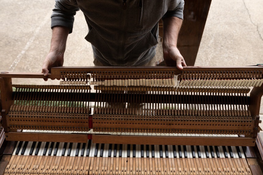 Piano Shell for a Keyboard - Give Your Old Piano a Second Life!