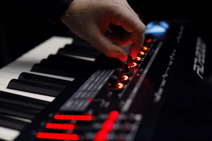Roland RD-2000 Review - for Your Inimitable Performance