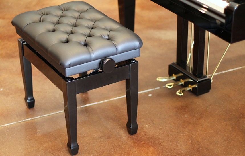 7 Best Piano Benches for Correct Posture and Maximum Comfort  (Fall 2022)