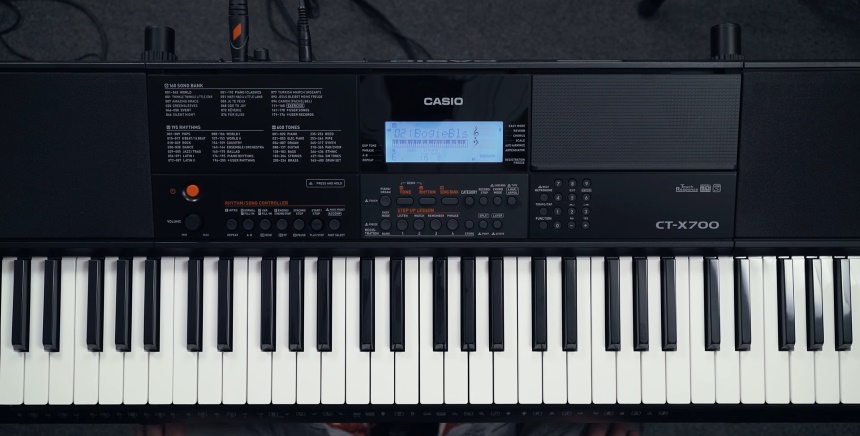 Yamaha PSR E373 Review: Excellent Portable Piano